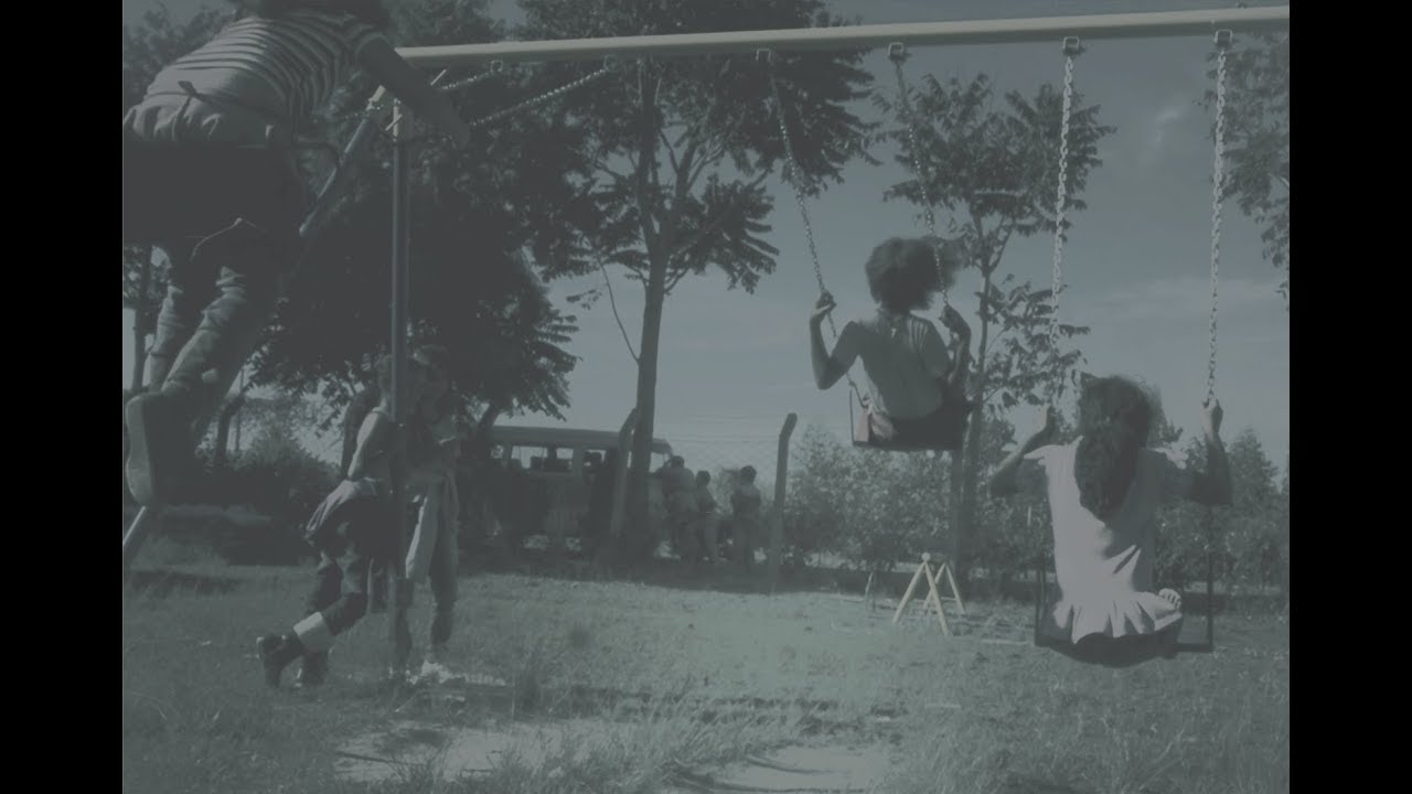 Brincando na chuva de veneno: Cinco anos depois