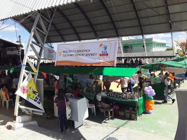 Festa de sementes crioulas leva esperança para o sertão da Paraíba